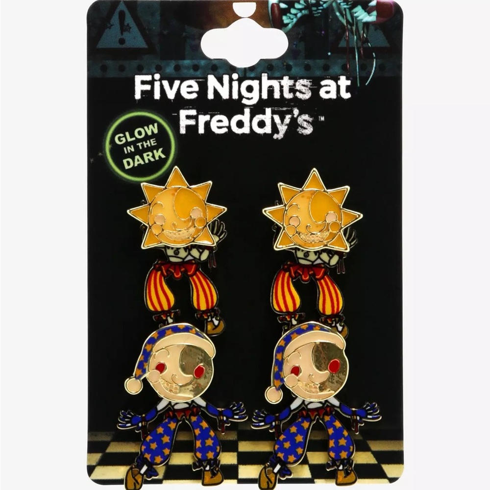 Five Nights At Freddy's Sun & Moon Glow-In-The-Dark Drop Earrings Hot Topic